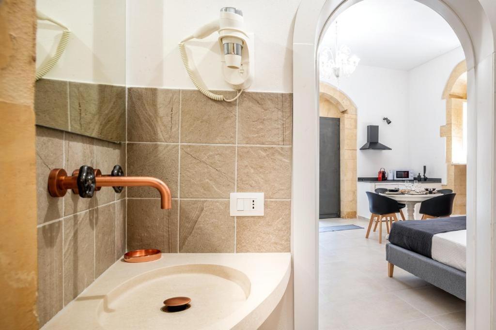 Esperia Luxury Suite & Apartment Noto Buitenkant foto