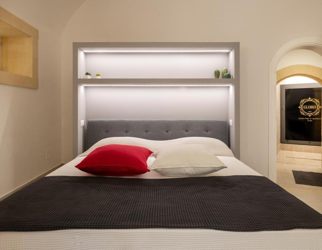 Esperia Luxury Suite & Apartment Noto Buitenkant foto